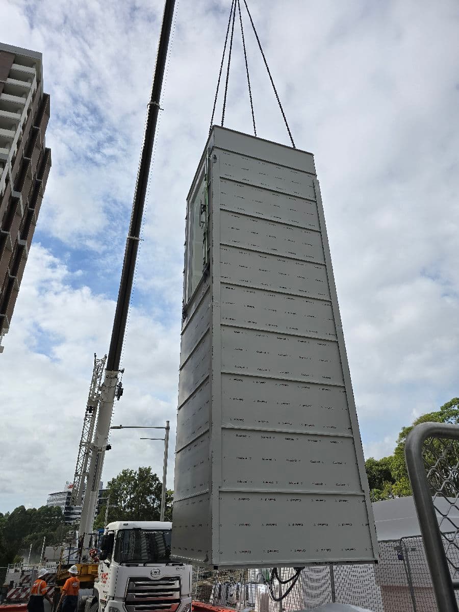 Lift shaft craned into place, Macquarie Park