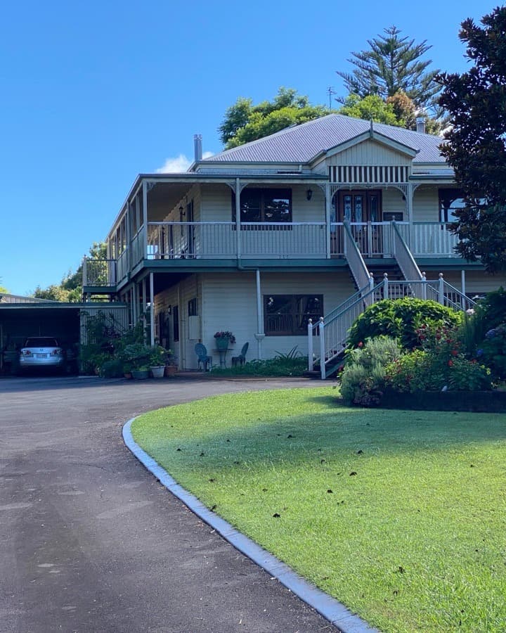 Mt Tamborine Queenslander before the Phoenix home lift install, whole-house view